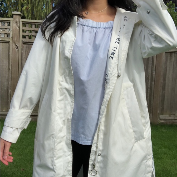 White jacket - Picture 2 of 5